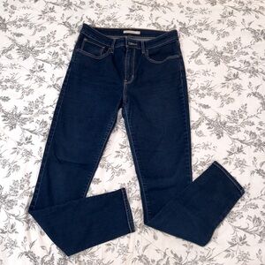 Women’s Levi’s Dark Wash 721 High Rise Skinny Jeans Size 30